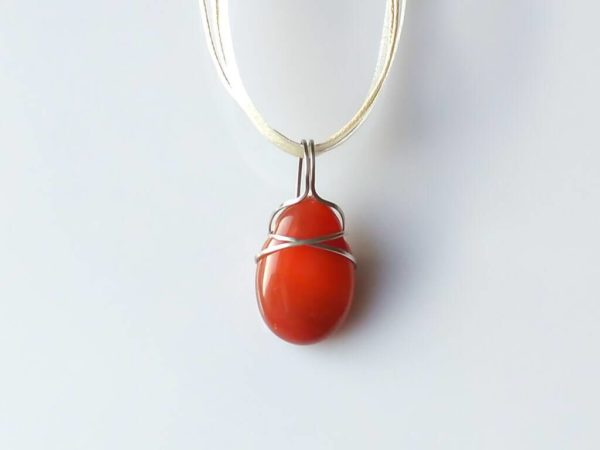 Náhrdelník s přívěskem karneol * Carnelian pendant necklace