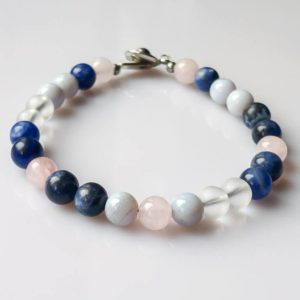 Náramek na přání sodalit, chalcedon, růženín, křišťál * Custom bracelet from Sodalite, Chalcedony, Rose Quartz and Quartz Crystal