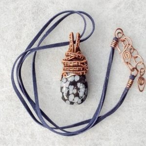 Měděný náhrdelník s obsidiánem vločkovým * Copper necklace with Snowflake Obsidian