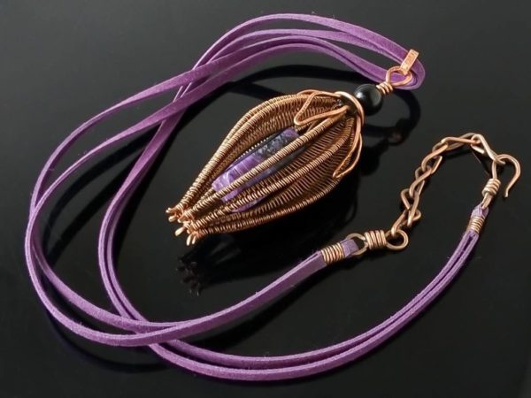 Měděný náhrdelník čaroit a černý turmalín* Copper necklace with Charoite and Black Tourmaline