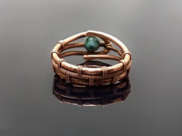 Měděný prsten s tyrkysem africkým * Copper ring with African Turquoise bead