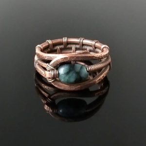 Měděný prsten se smaragdem * Copper ring with Emerald bead